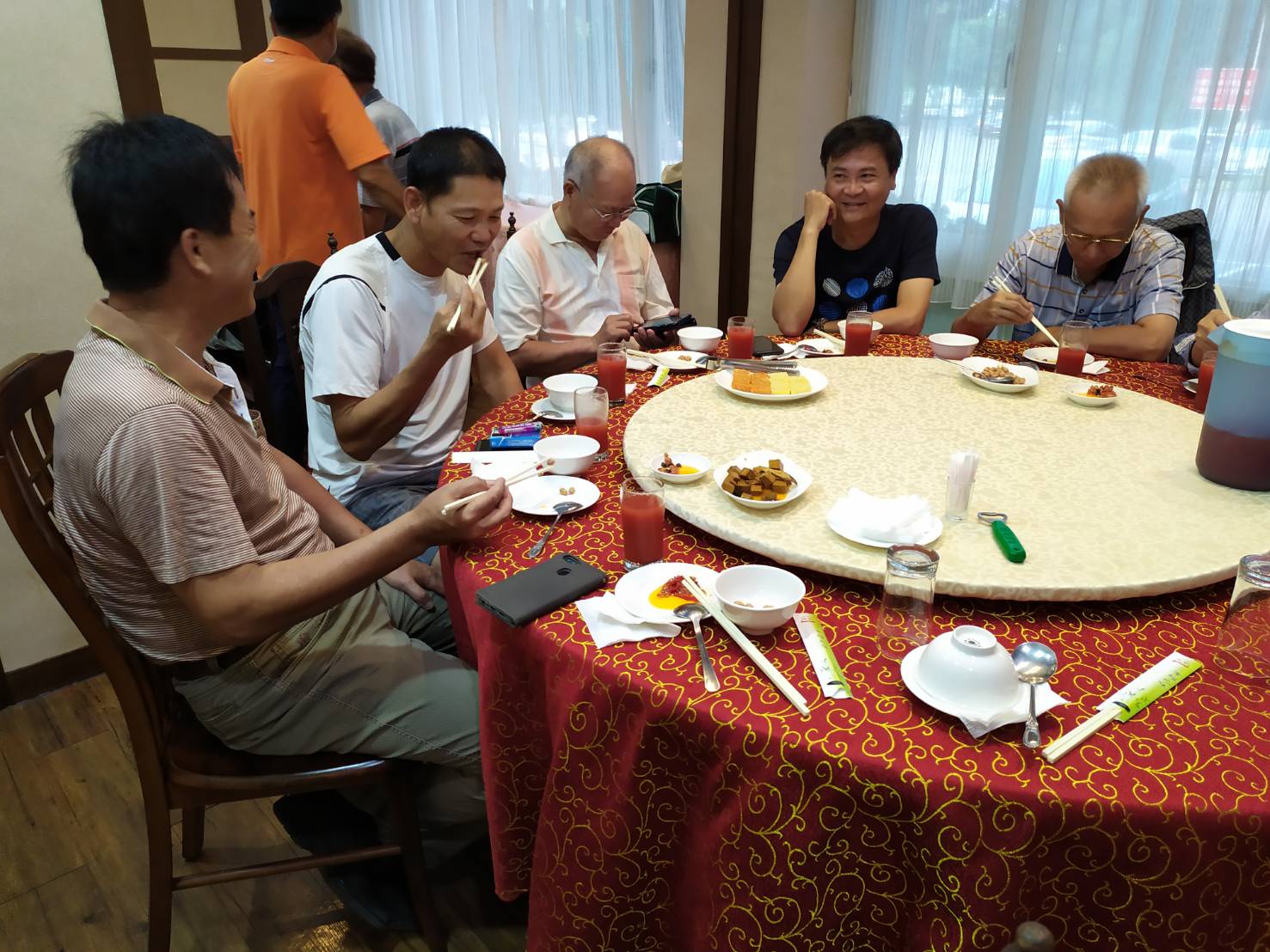 南寶高爾夫球場餐廳(水果鮮Q飯)